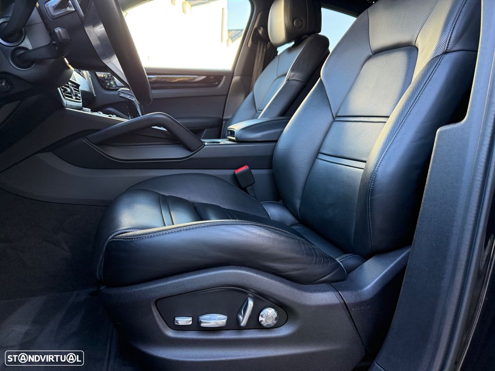 Porsche Cayenne Coupé - 23