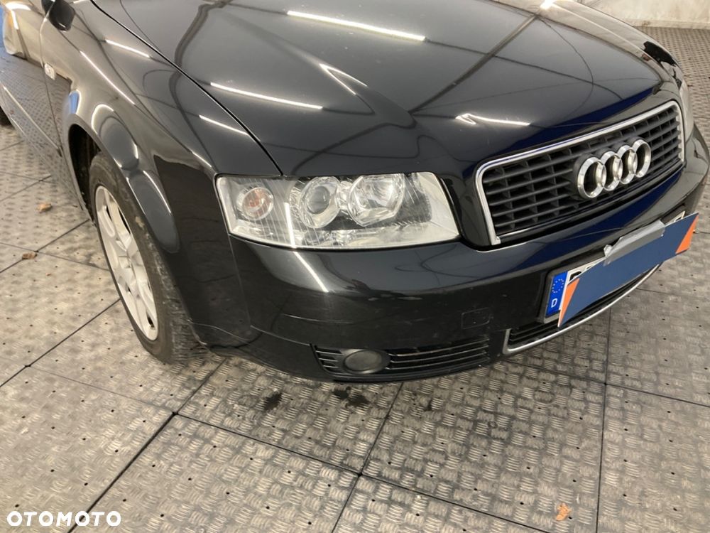 Audi A4 Limousine - 16