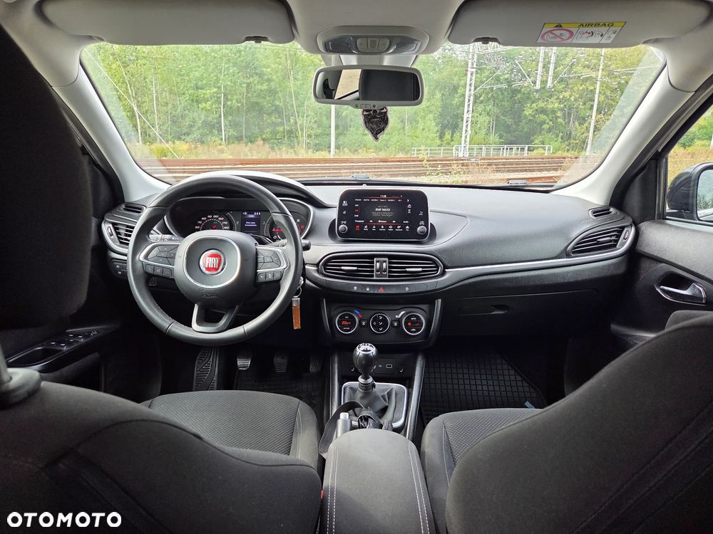 Fiat Tipo 1.4 T-Jet Lounge - 24