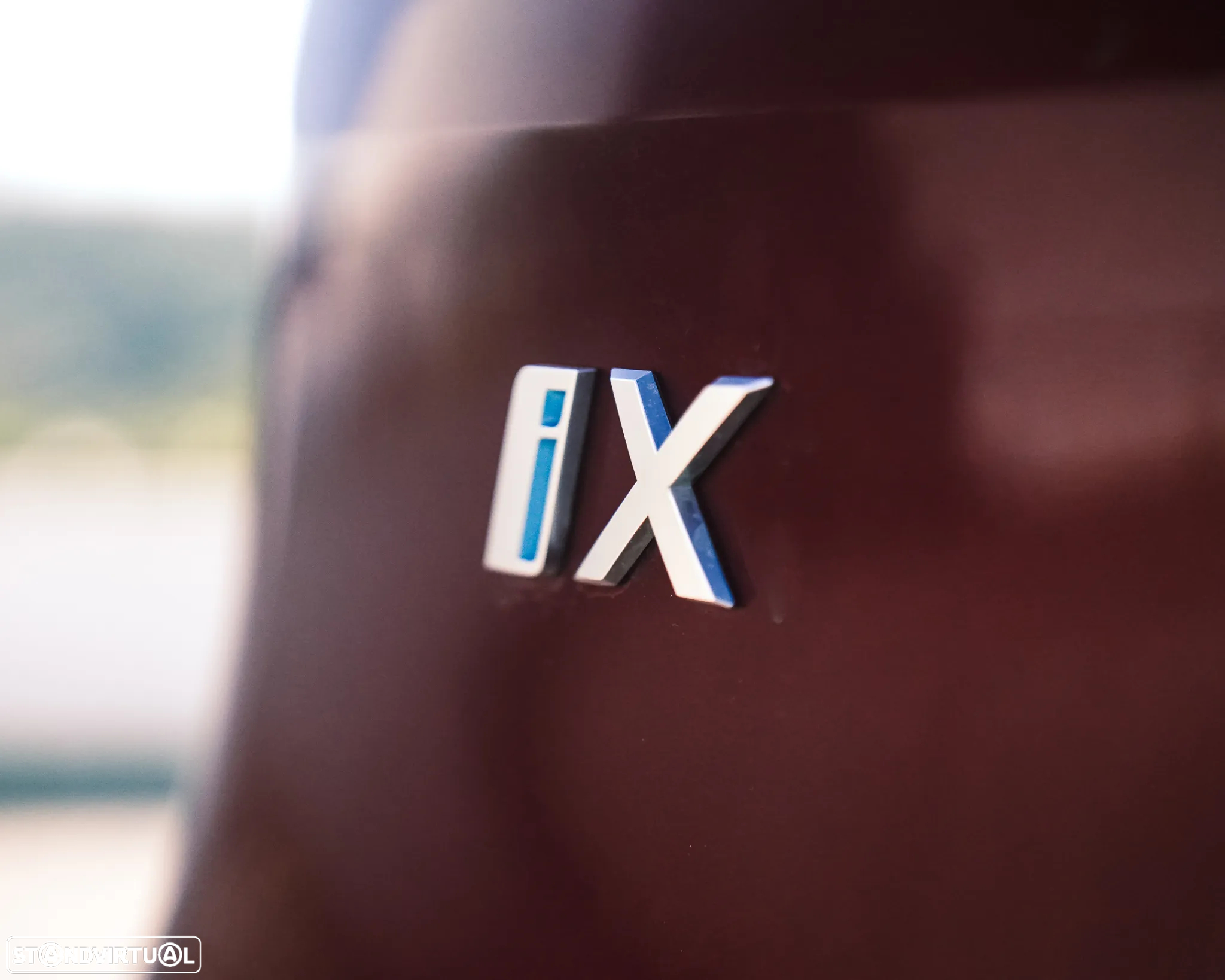 BMW iX xDrive 40 - 11