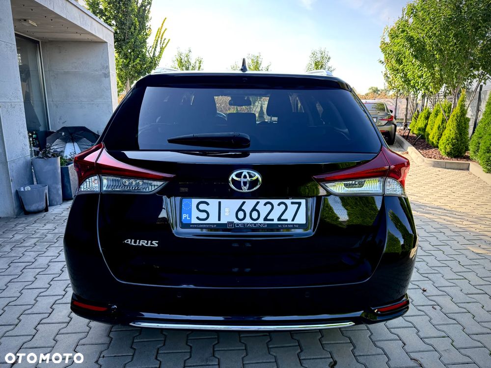 Toyota Auris - 6