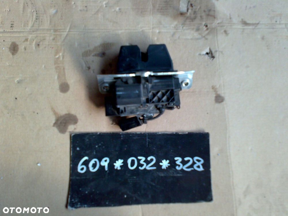 ford bronco sport 2020 - zamek klapy klapa tył - 2