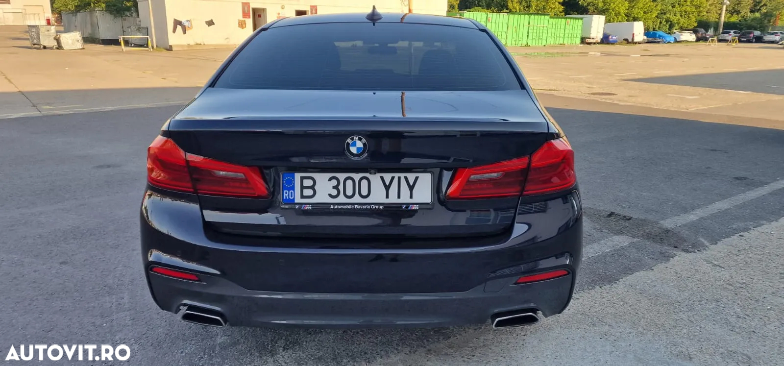 BMW Seria 5 520i AT - 26