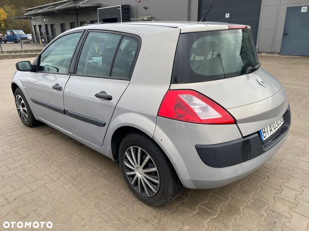 Renault Megane 1.4 Avantage - 3