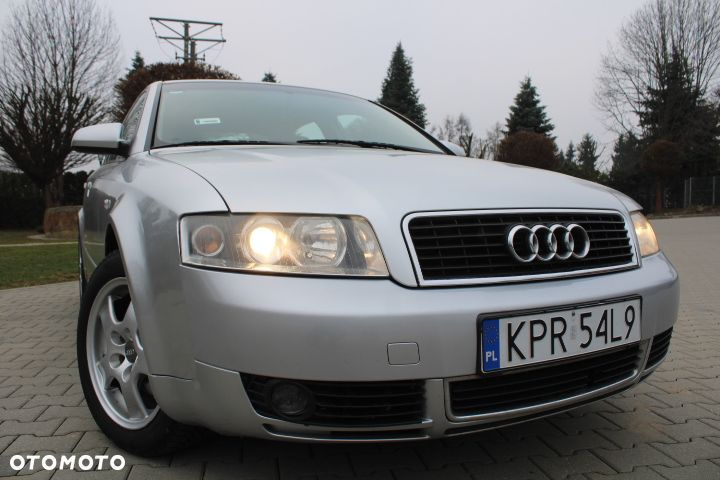 Audi A4 Limousine 2 - 10
