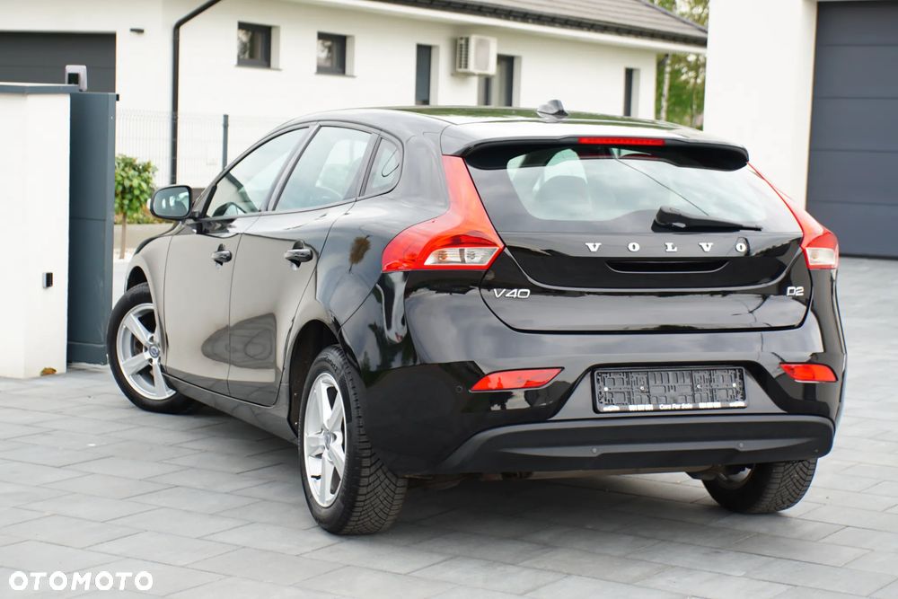 Volvo V40 D2 Linje You - 16