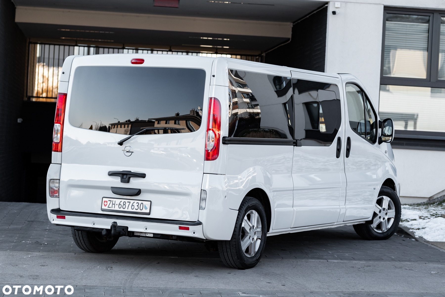 Opel Vivaro 2.5 CDTI L2H1 (Tecshift) Easytronic Life - 10