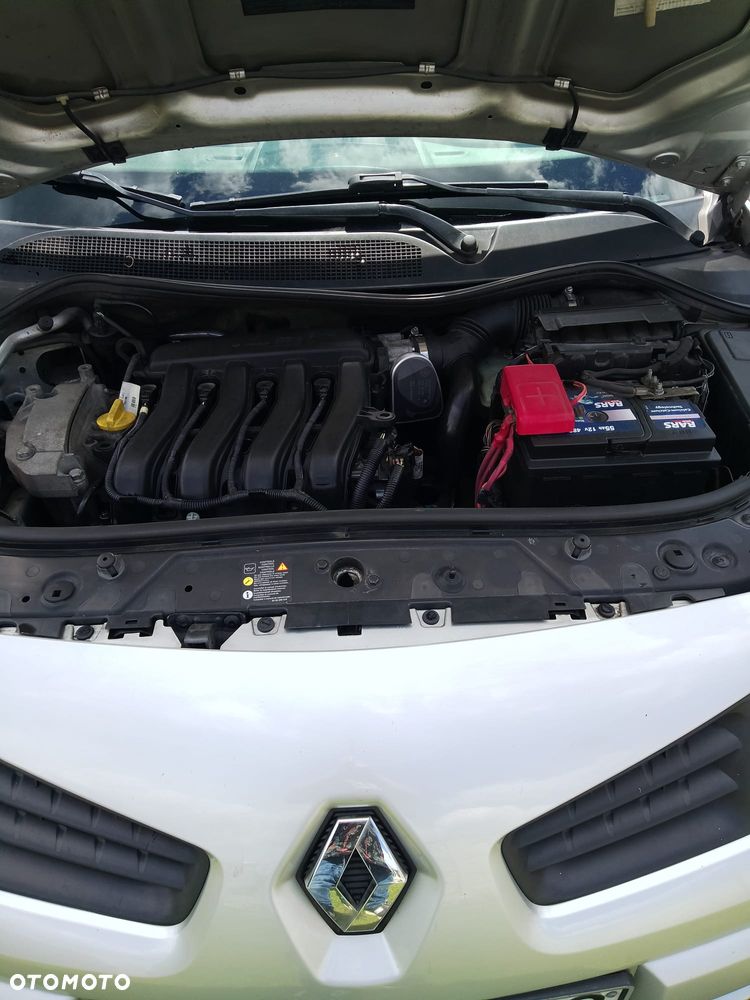 Renault Megane 1.6 16V Expression - 4