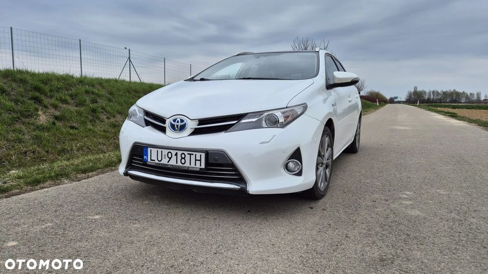 Toyota Auris - 2