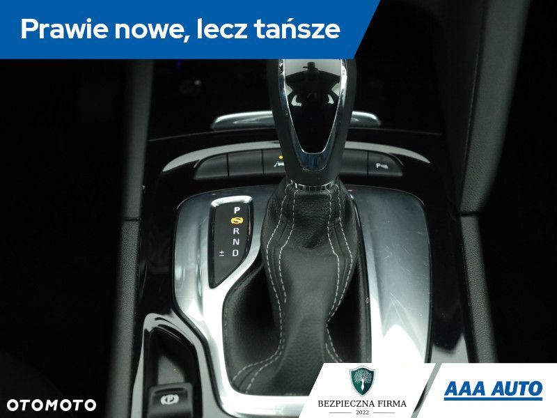 Opel Insignia - 12