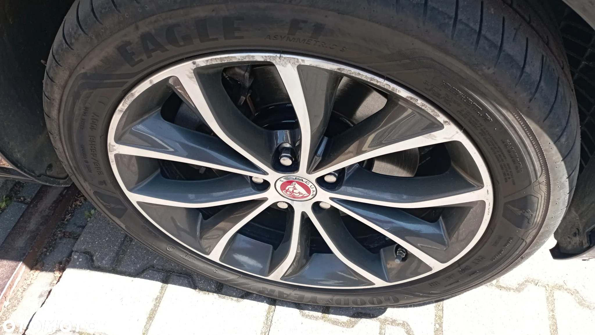 Jaguar XF 2.0 i4D AWD Prestige - 5