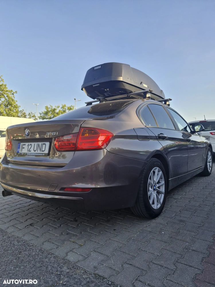 BMW Seria 3 316i - 17