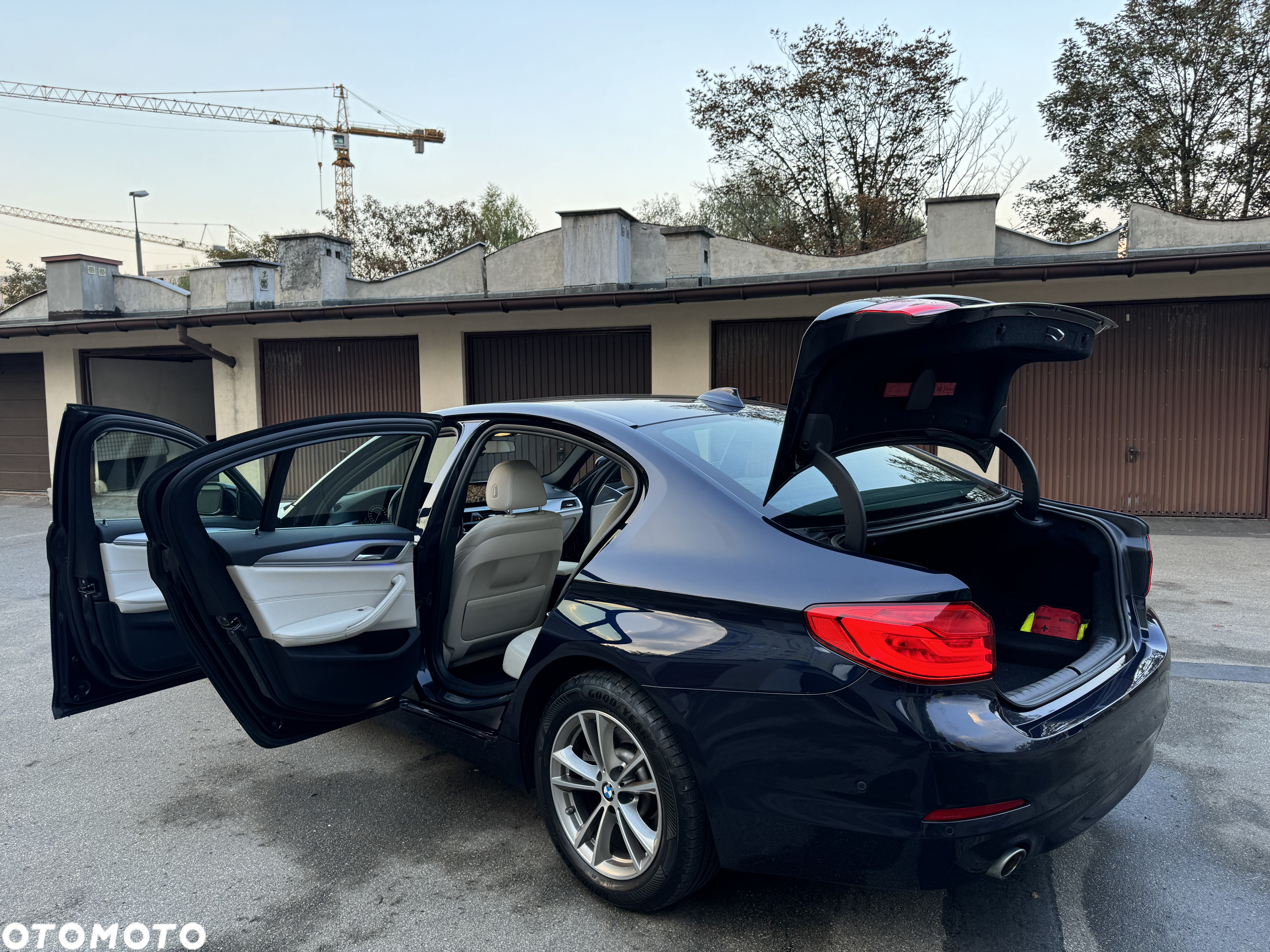 BMW Seria 5 520d - 8