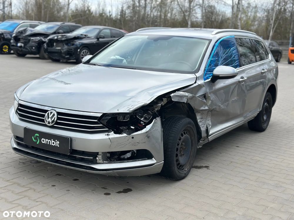 Volkswagen Passat - 3