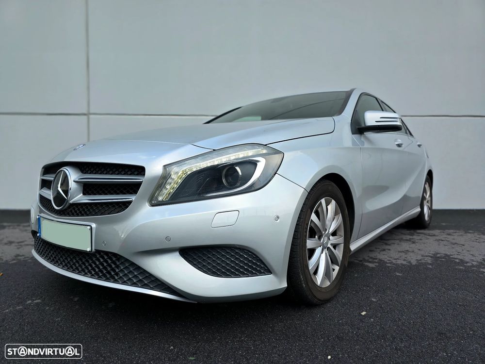 Mercedes-Benz A 180 CDI (BlueEFFICIENCY) Urban - 2