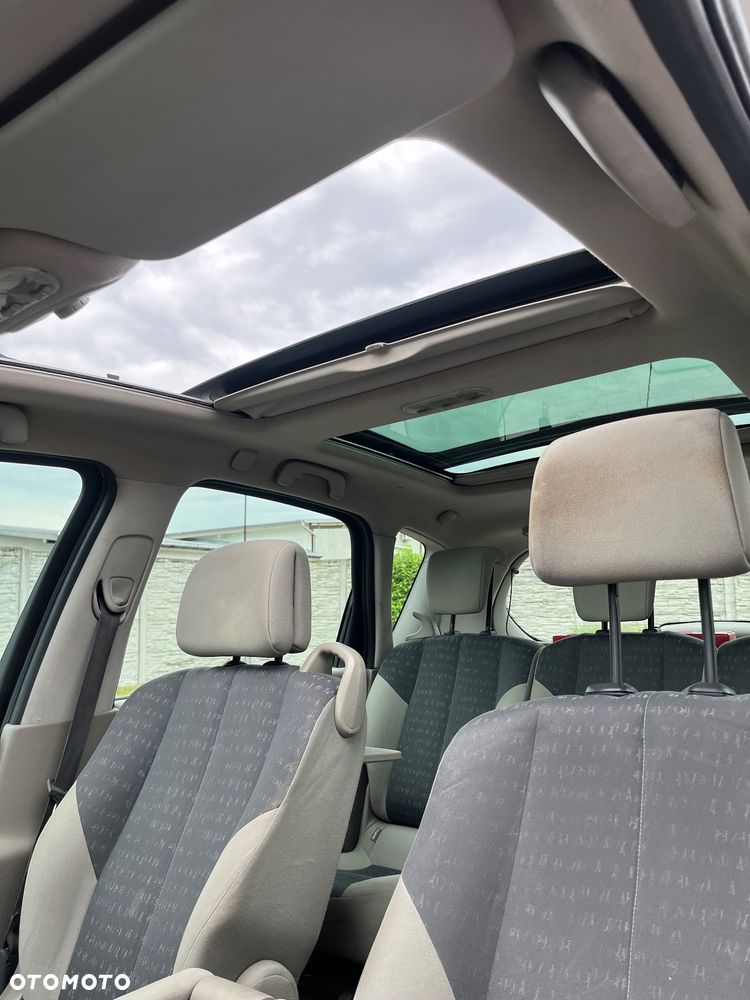 Renault Scenic 1.5d Ci Confort Privilege - 35