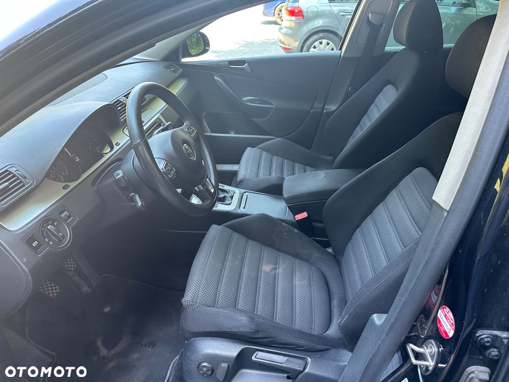 Volkswagen Passat 2.0 TDI Sportline - 7