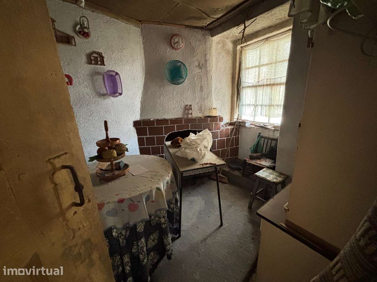 Moradia para Restaurar T2 Venda em Vila Nova de Tazem,Gouveia - Grande imagem: 5/11