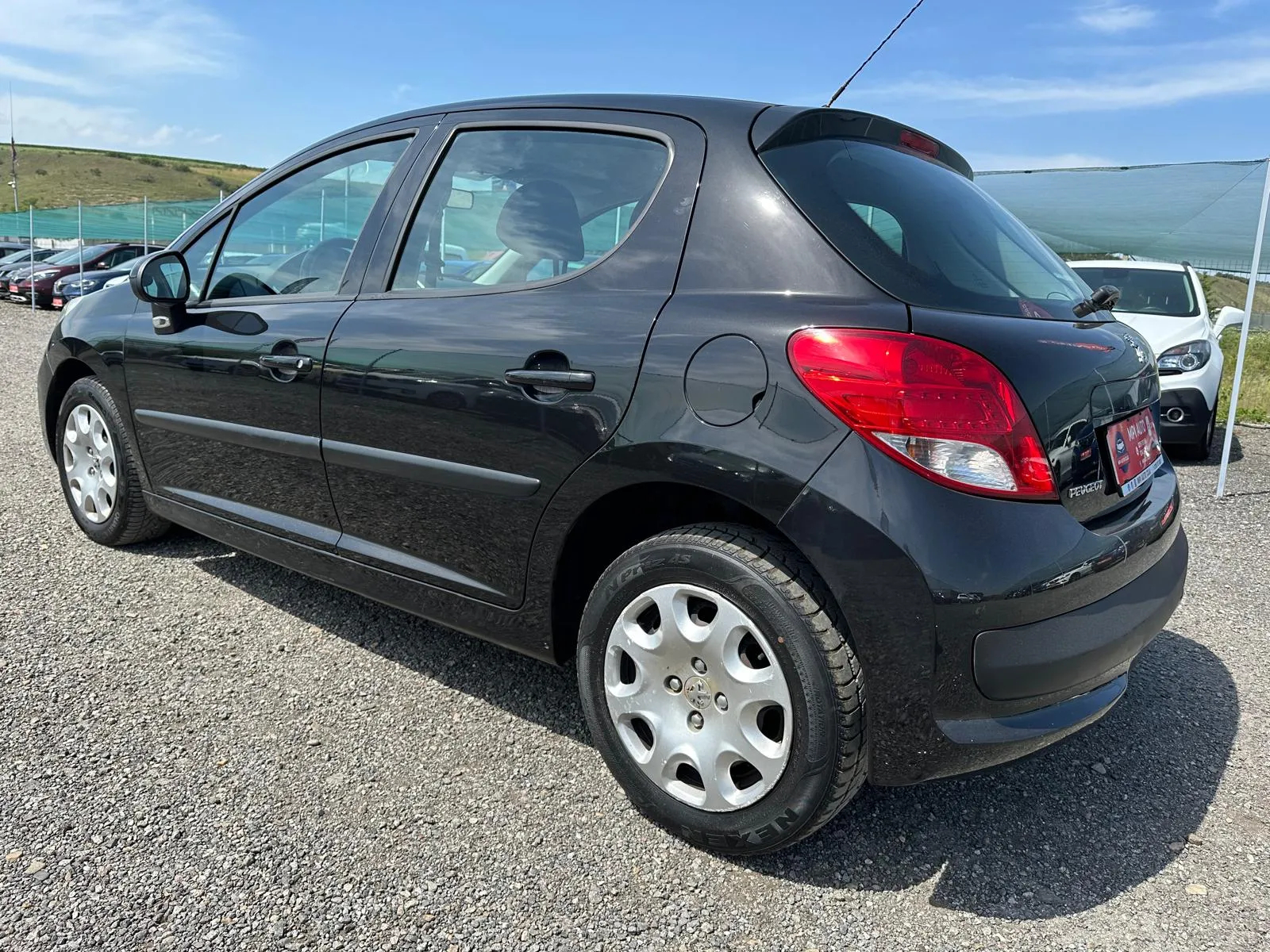 Peugeot 207 1.4E Urban - 9