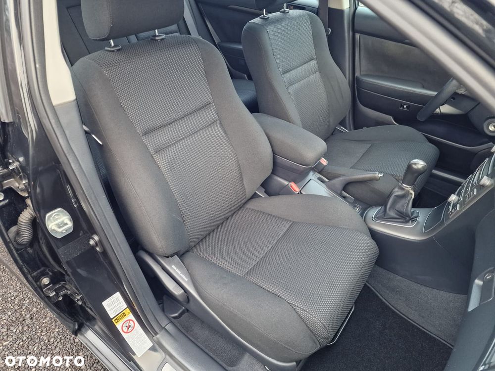 Toyota Avensis 2.0 VVT-i Executive - 10