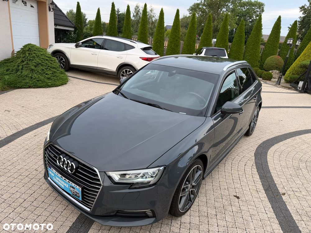 Audi A3 Sportback 40 e-tron S tronic design - 14