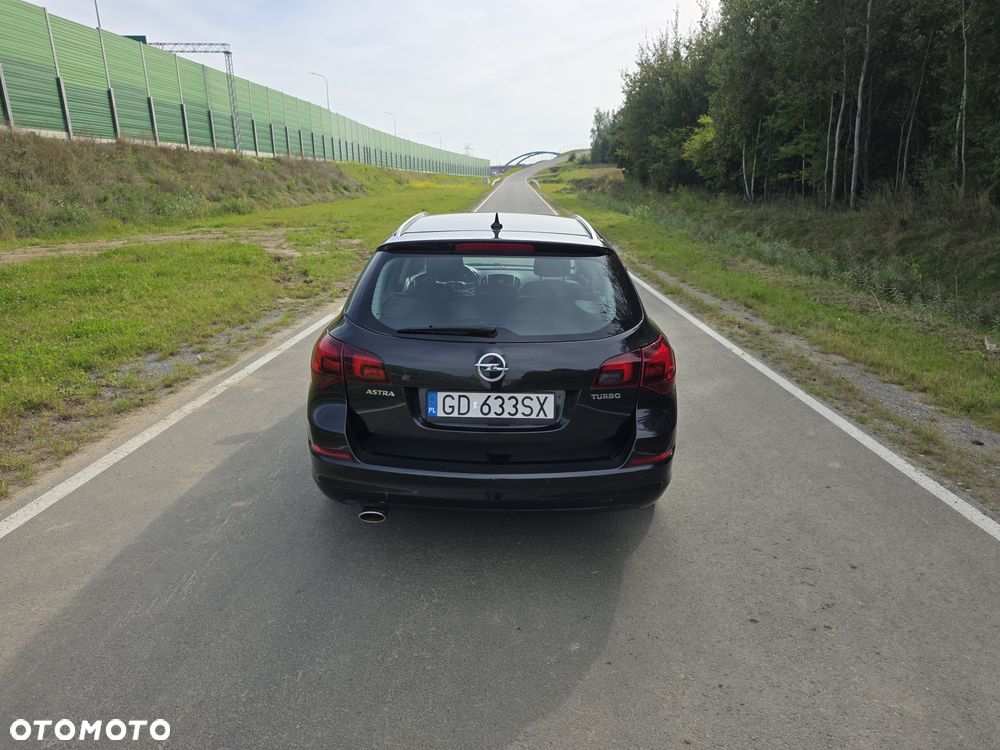Opel Astra 1.4 Turbo Cosmo - 6