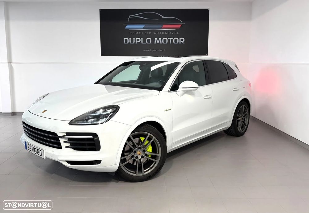 Porsche Cayenne E-Hybrid - 2
