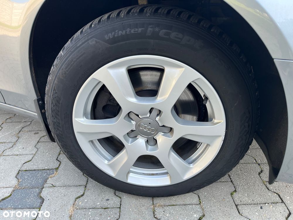 Audi A4 Avant 2.0 TDI - 17