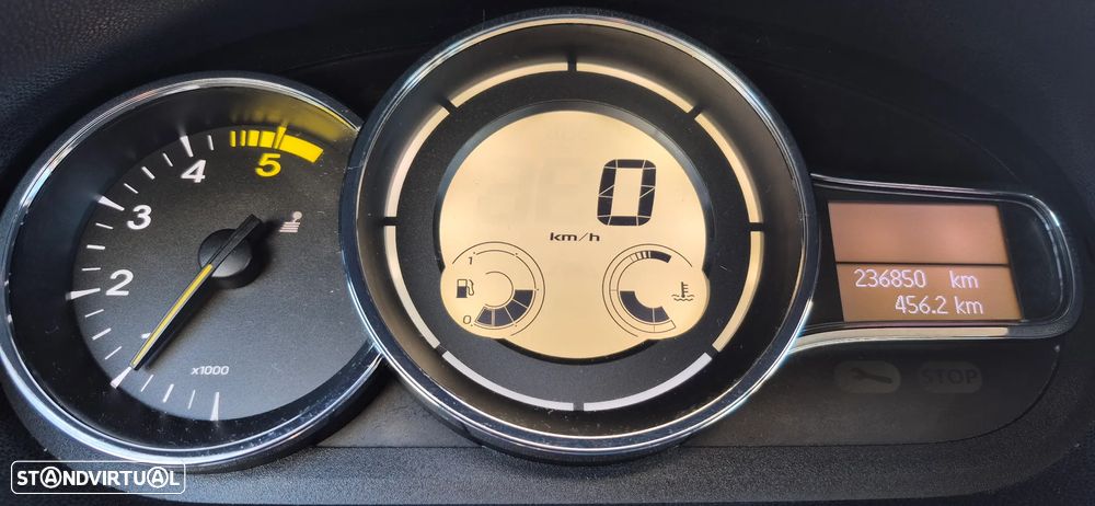 Renault Mégane Sport Tourer 1.5 dCi Dynamique S SS - 11