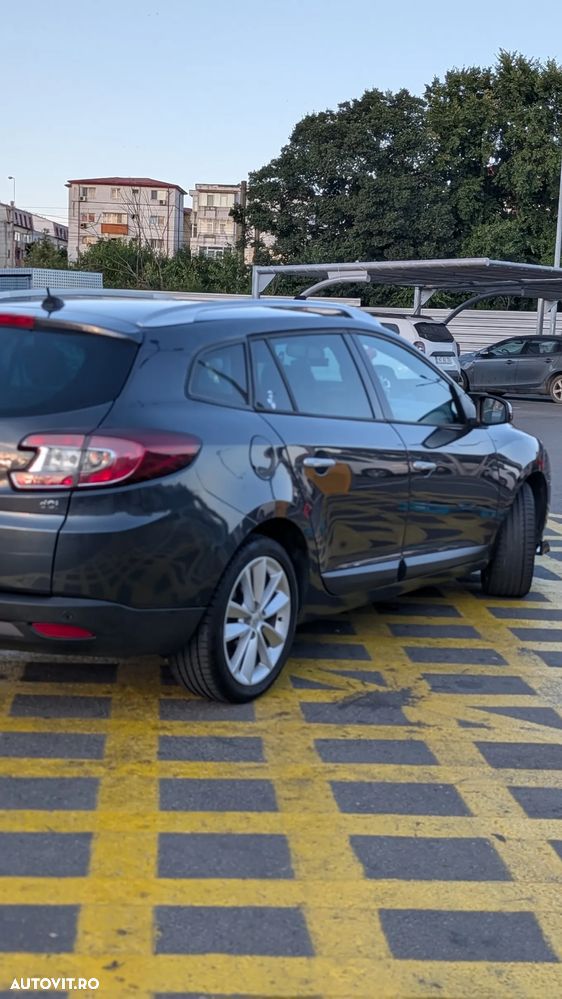 Renault Megane 1.9 dCi Privilege - 5