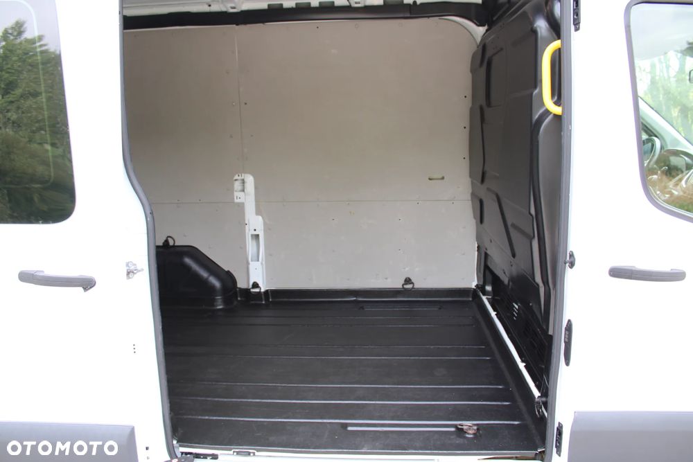Ford Transit - 25