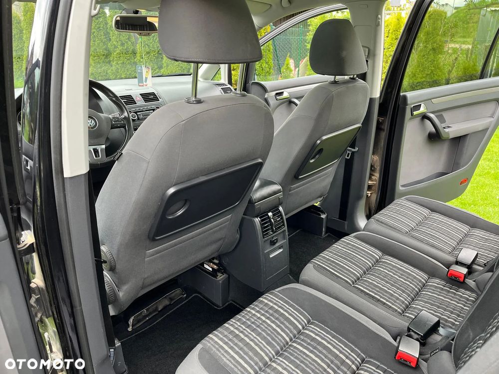 Volkswagen Touran 2.0 TDI DPF Comfortline - 12