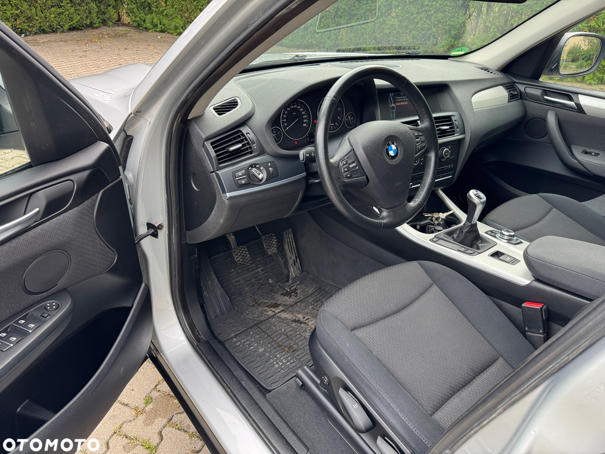 BMW X3 xDrive20d - 16