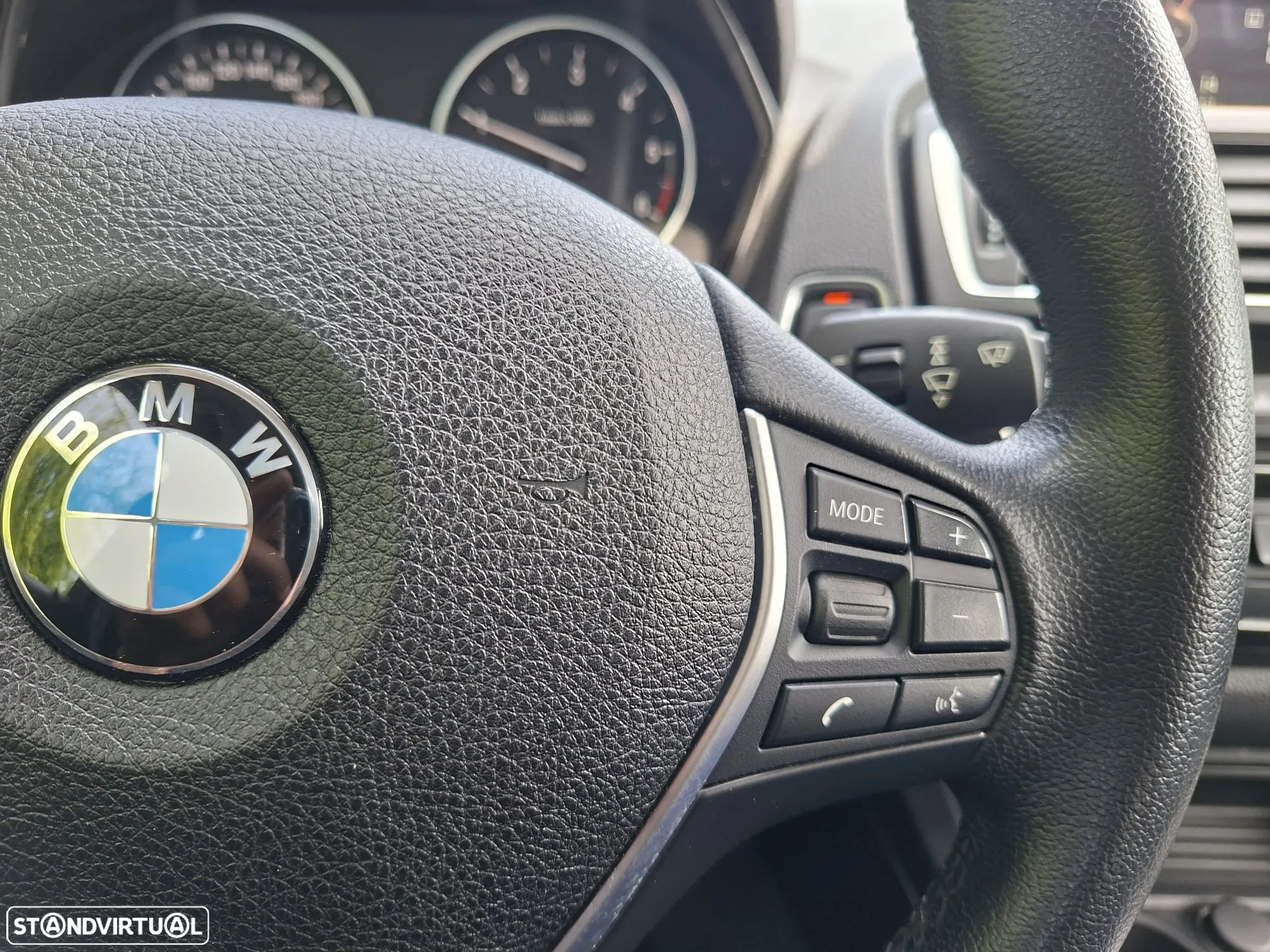 BMW 116 d Aut. Luxury Line - 26