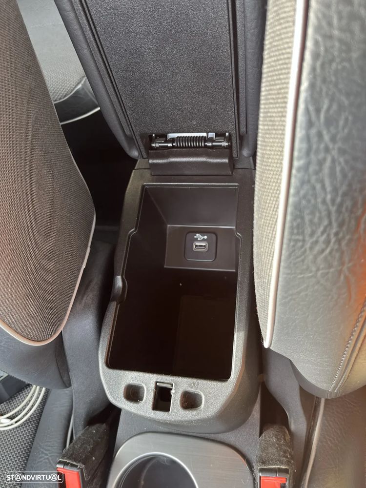 Fiat 500X 1.3 MJ City Cross J18 - 17