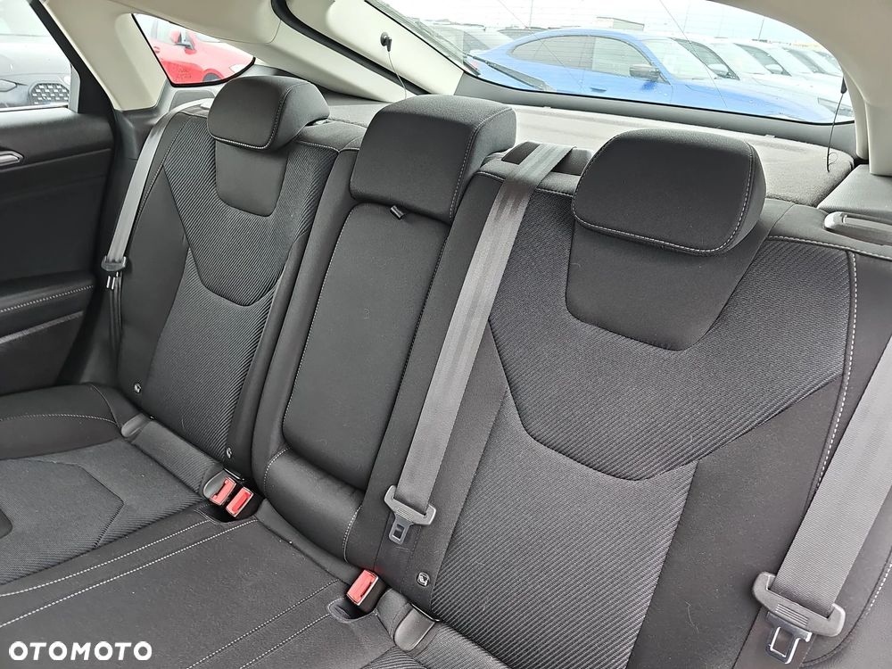 Ford Mondeo 2.0 TDCi Titanium PowerShift - 13