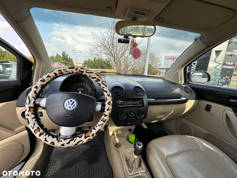 Volkswagen Beetle - 4