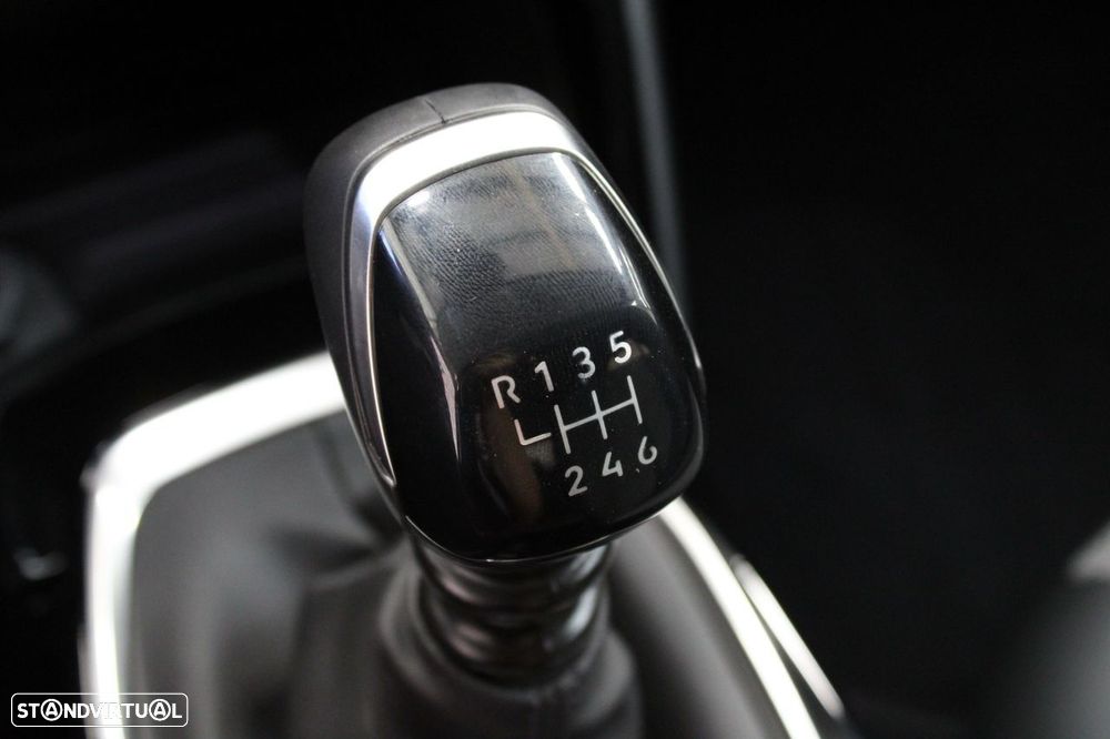 Peugeot 208 1.2 PureTech Allure - 15