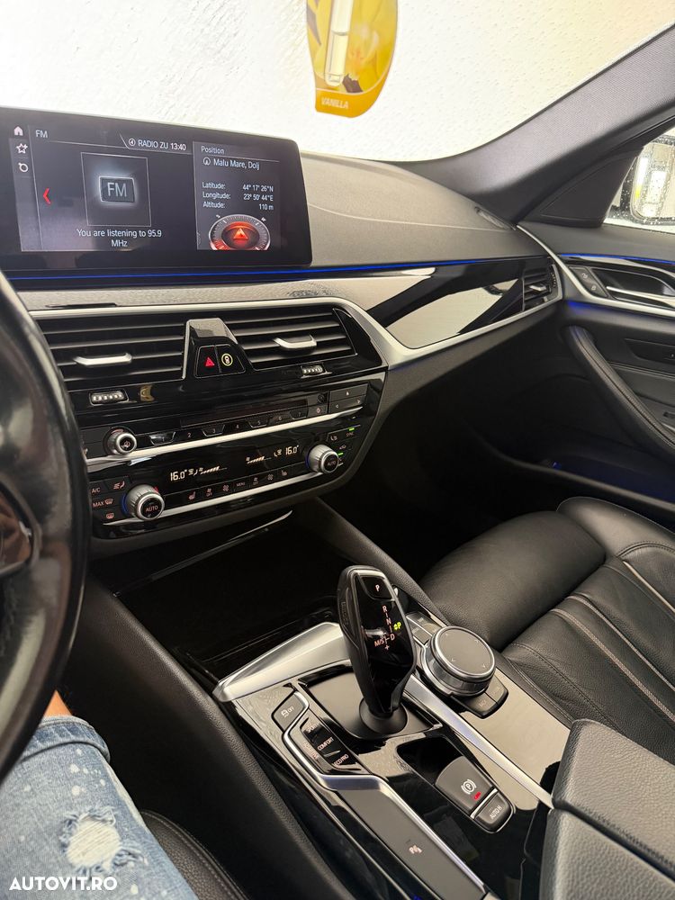 BMW Seria 5 520d EfficientDynamics Edition AT - 8