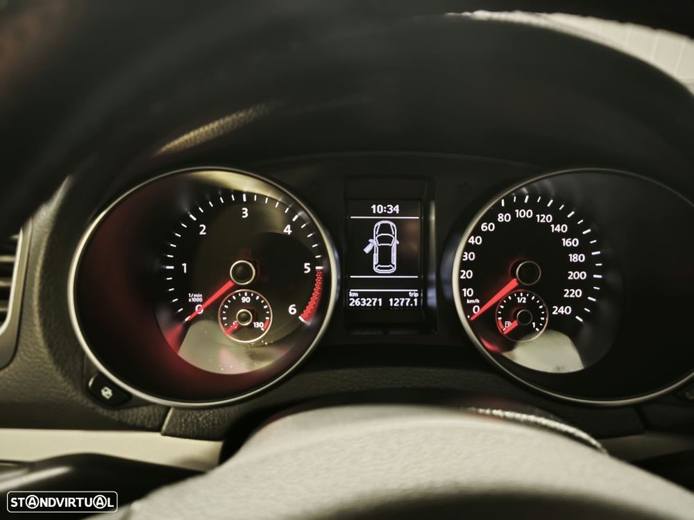 VW Golf Variant 1.6 TDi Confortline - 5