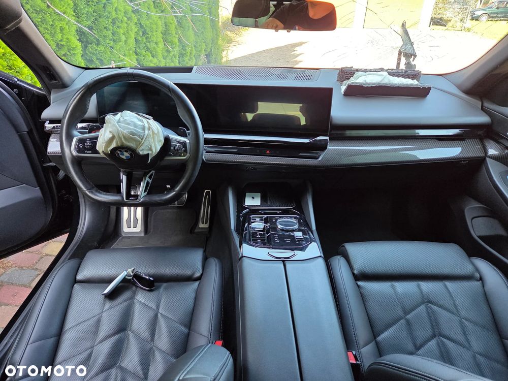 BMW Seria 5 520i M Sport Edition - 12