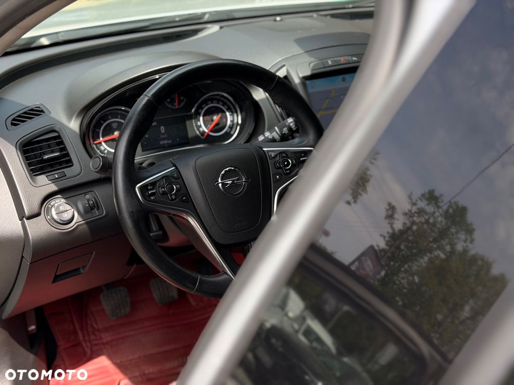 Opel Insignia - 19