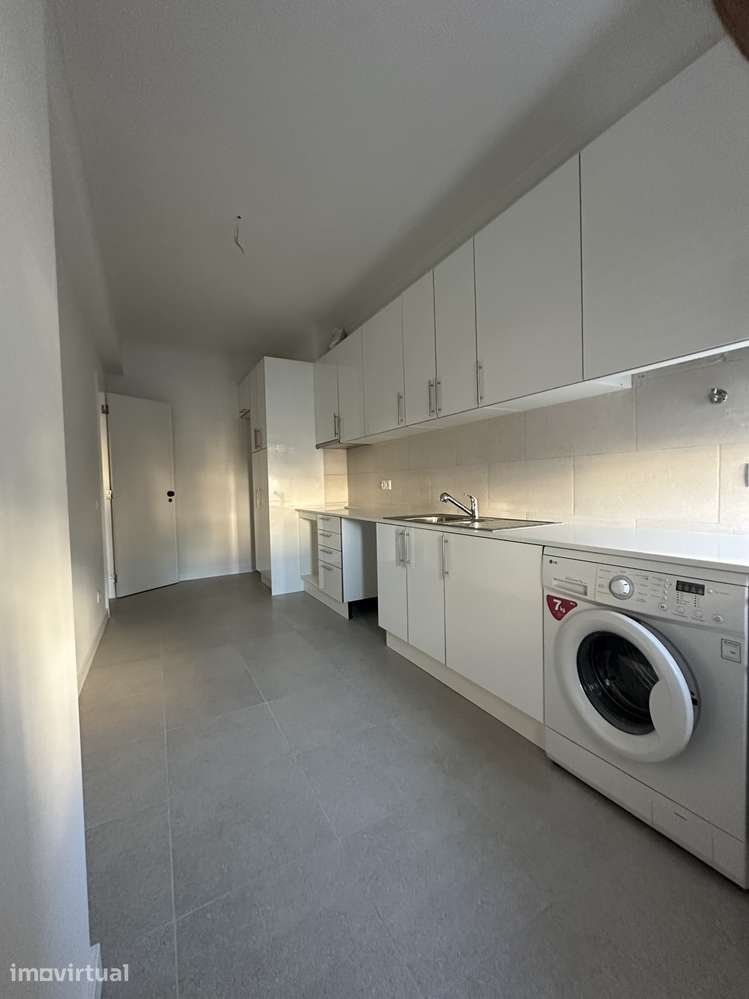 Apartamento T3 com 2 casas de banho em Odivelas - Grande imagem: 5/9