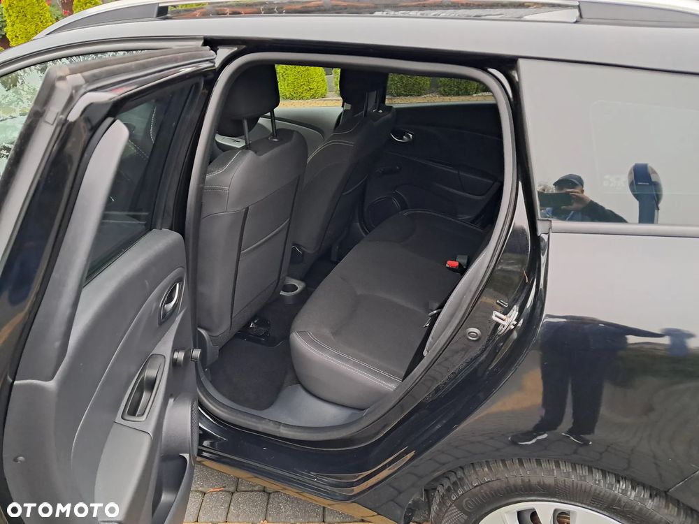 Renault Clio - 12