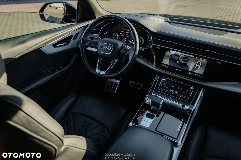Audi SQ8 - 23