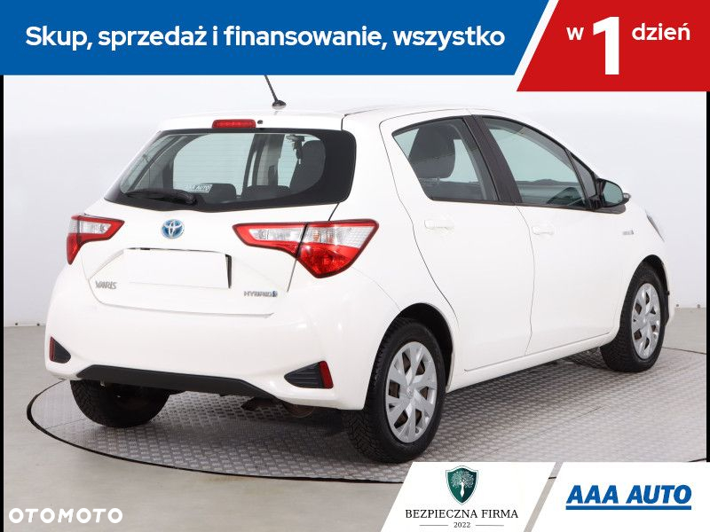 Toyota Yaris - 6
