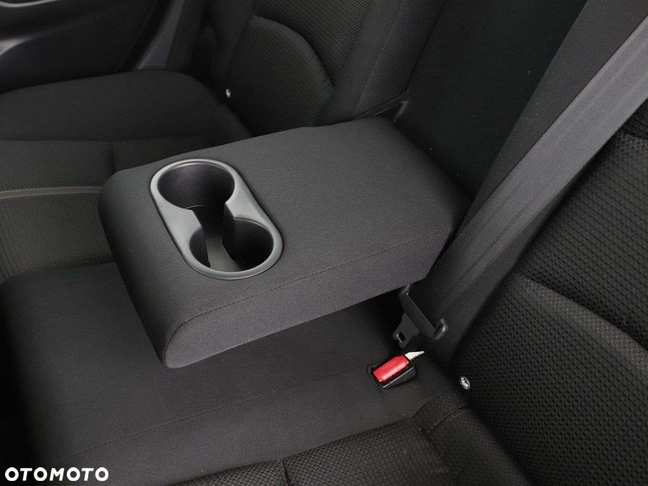 Mazda 3 SKYACTIV-G 120 Center-Line - 34
