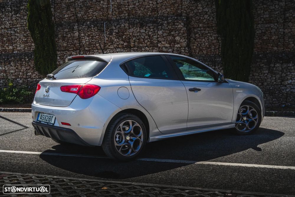 Alfa Romeo Giulietta 1.6 JTDM 16V Sport - 7