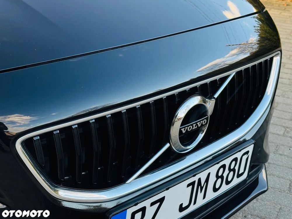 Volvo V40 T2 Drive-E Momentum - 22