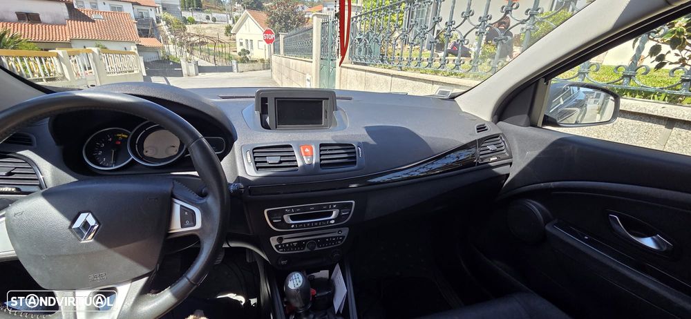 Renault Mégane dCi 110 FAP EDC Dynamique - 3